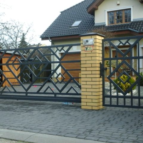 brama z furtką profil